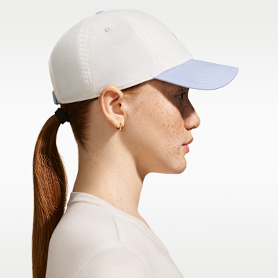 Nike.comにおけるナイキ クラブ アンストラクチャード JDI キャップ